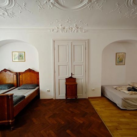 Clasic Studio Central Brasov Luaran gambar