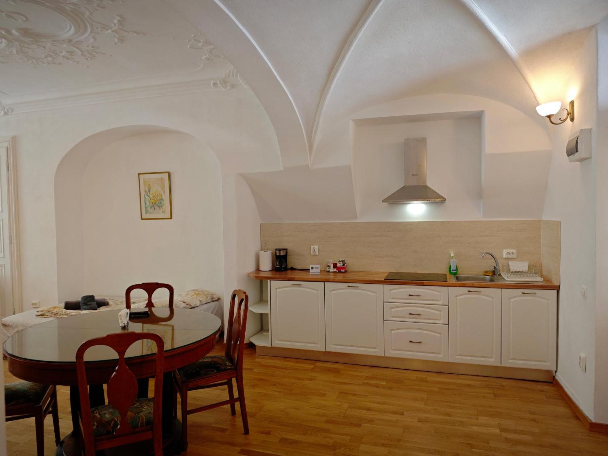 Clasic Studio Central Brasov Luaran gambar