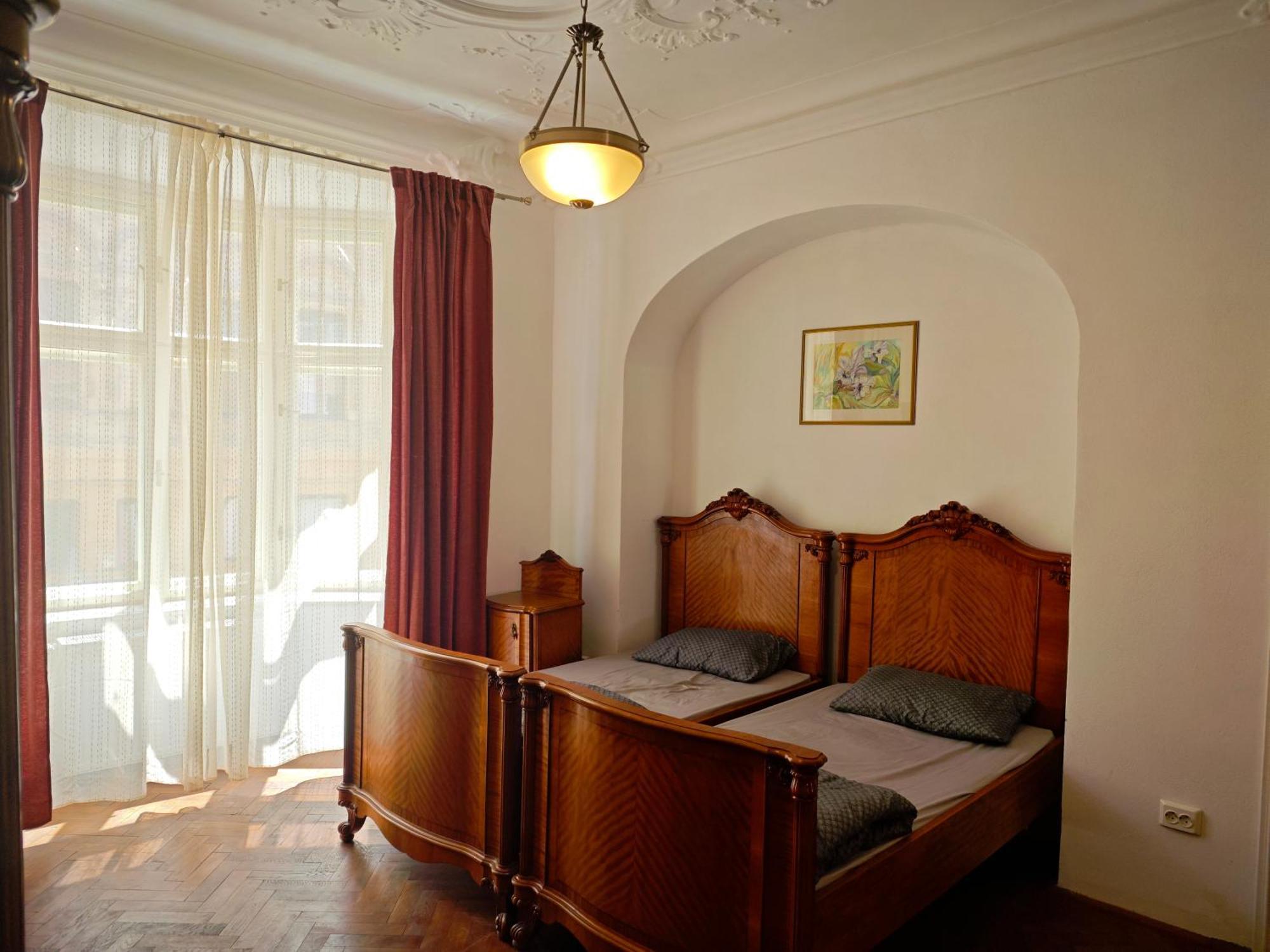 Clasic Studio Central Brasov Luaran gambar